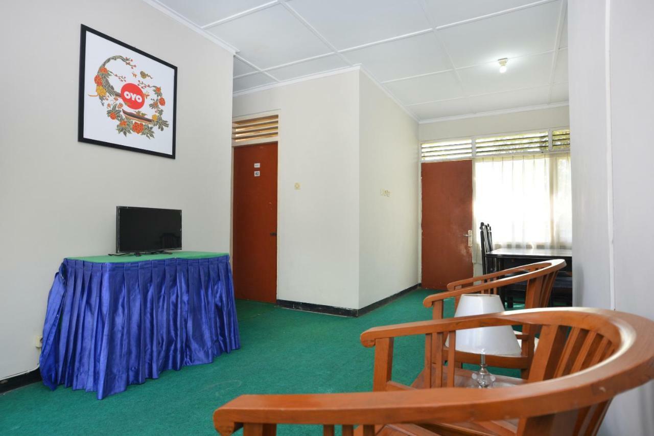 Oyo 743 Garden Guesthouse Maguwo Exterior photo