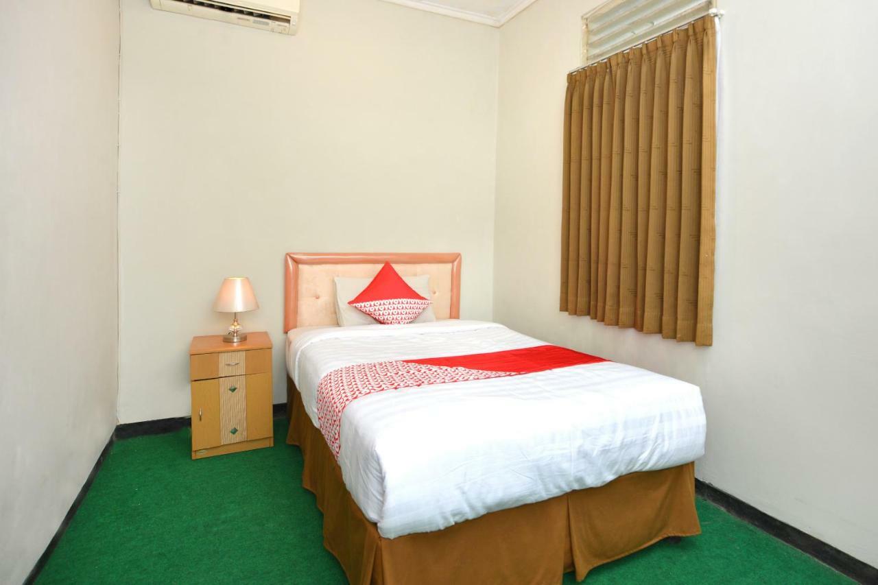 Oyo 743 Garden Guesthouse Maguwo Exterior photo